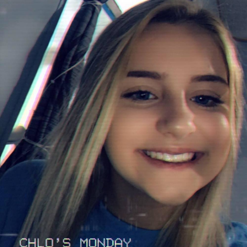 Meet your Posher, Chloe